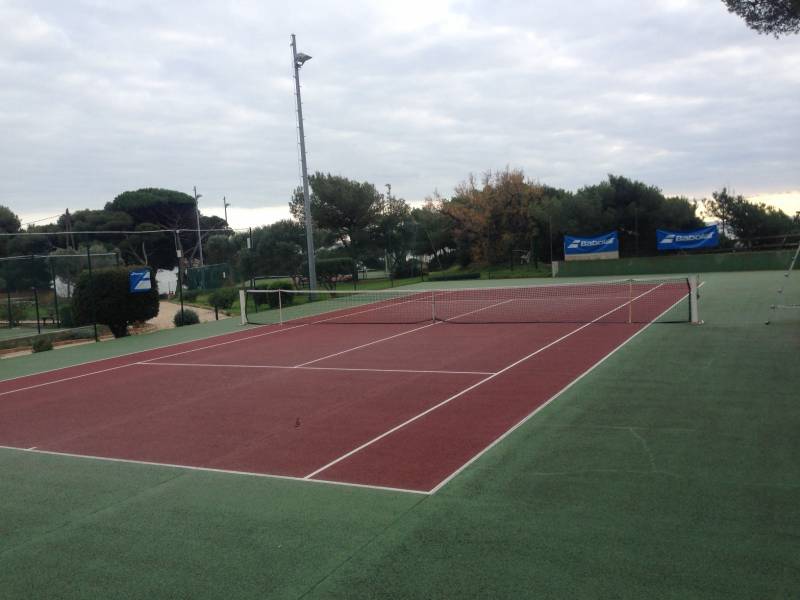 Tennis en Béton Poreux