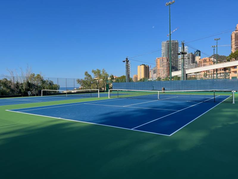 Transformation d'un terrain de tennis en terrain de Pickleball à Saint cyr sur mer 83